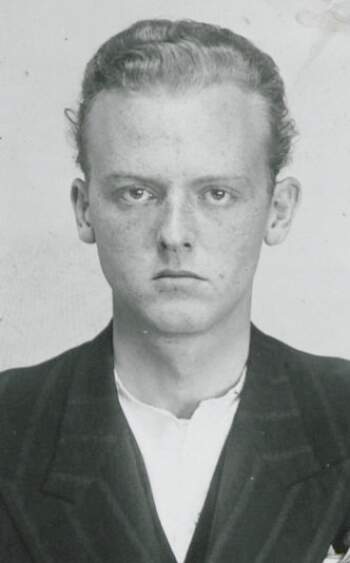 Finn Rust-Krøtø (portrettfoto fra fangekort)
