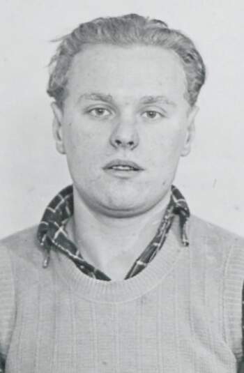 Gunnar Villy Pettersen (portrettfoto fra fangekort)