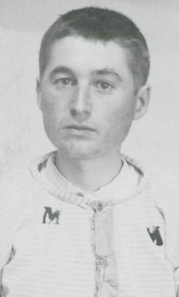 Kiril Stanislawotsch Sacharow (portrettfoto fra fangekort)