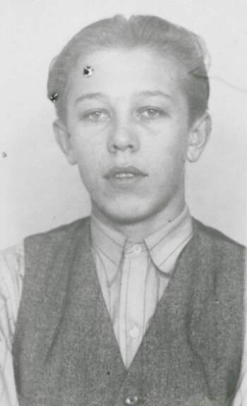 Frank Karlsen (portrettbilde fra fangekort)