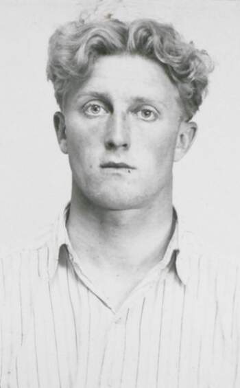 Kaare Larsen (portrettbilde fra fangekort)