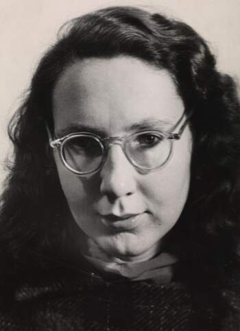 Gunvor Hofmo (1946)