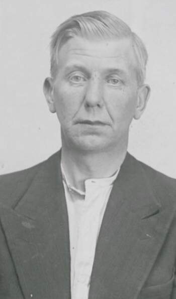 Oskar Marinius Karlsen (portrettbilde fra fangekort)